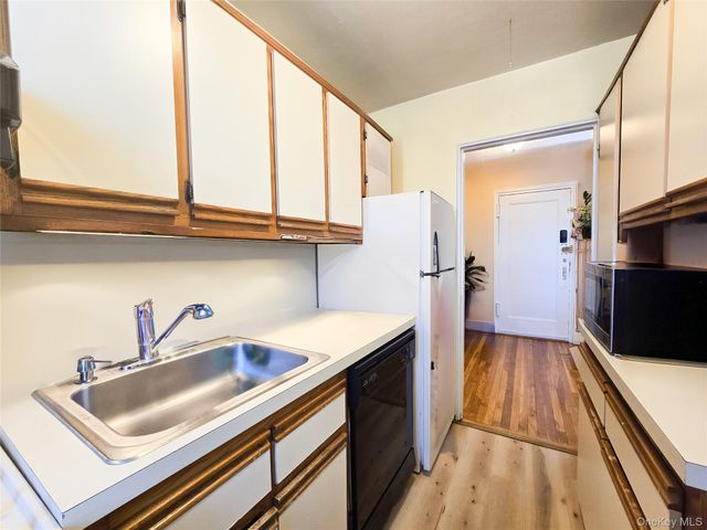 14035 Burden Crescent 504, Jamaica, NY 11435