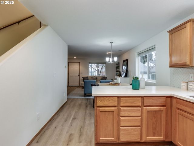 15360 Sw LEXINGTON Ln, Beaverton, OR 97007