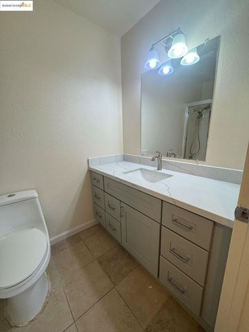 3323 Blythe Dr, Antioch, CA 94509