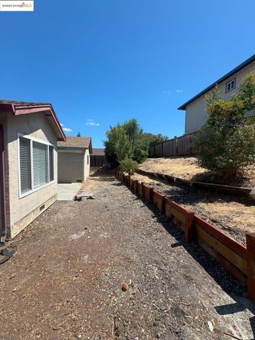3323 Blythe Dr, Antioch, CA 94509