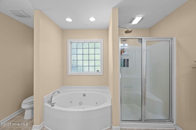 111 Twin Creek Lane, Havelock, NC 28532