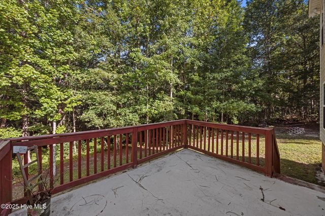 111 Twin Creek Lane, Havelock, NC 28532