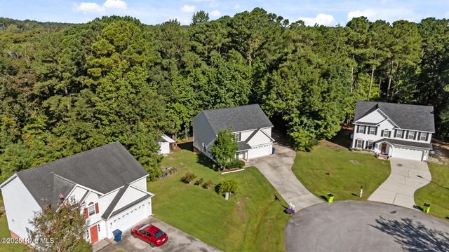 111 Twin Creek Lane, Havelock, NC 28532
