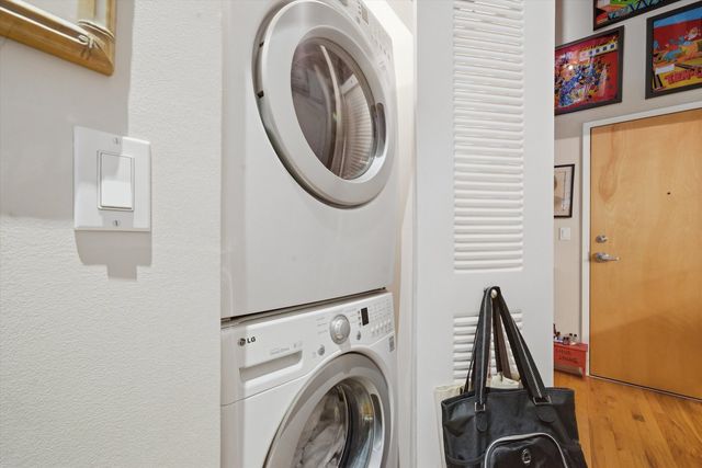 758 N Larrabee Street 208, Chicago, IL 60610