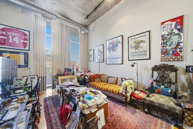 758 N Larrabee Street 208, Chicago, IL 60610