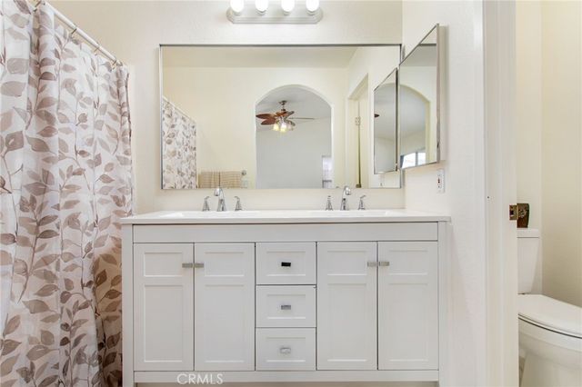 40160 Calle Yorba, Murrieta, CA 92562