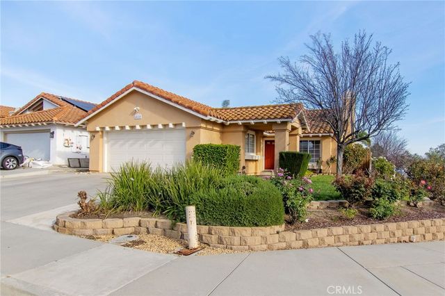 40160 Calle Yorba, Murrieta, CA 92562