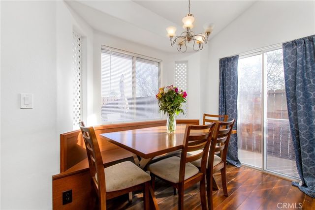 40160 Calle Yorba, Murrieta, CA 92562