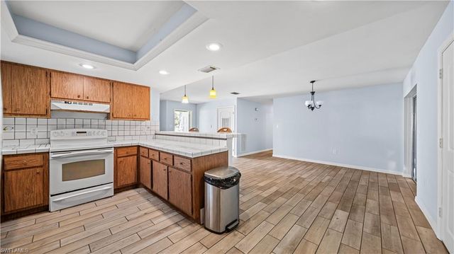 50 Palm Tree TER, Fort Myers, FL 33905