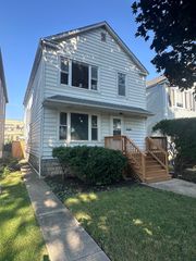 5608 N Major Avenue, Chicago, IL 60646