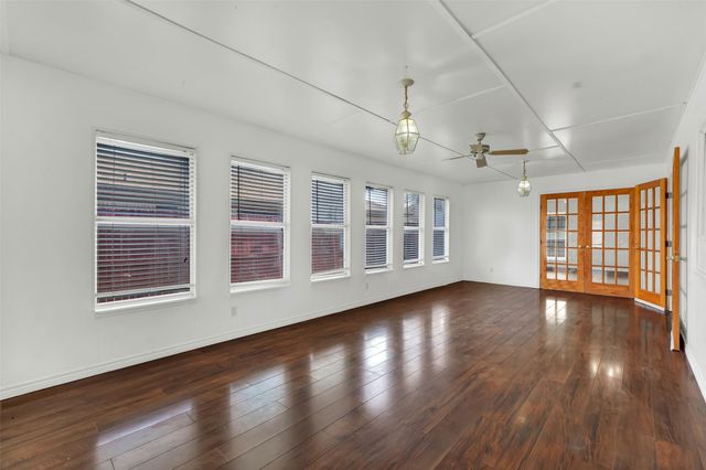 1809 Trowbridge Street, Garland, TX 75044