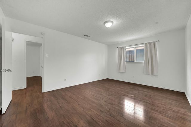 1809 Trowbridge Street, Garland, TX 75044