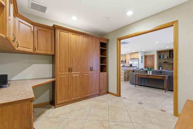 955 Lakeside Court, Grand Junction, CO 81506