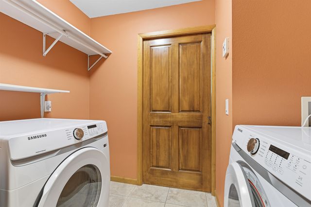 955 Lakeside Court, Grand Junction, CO 81506