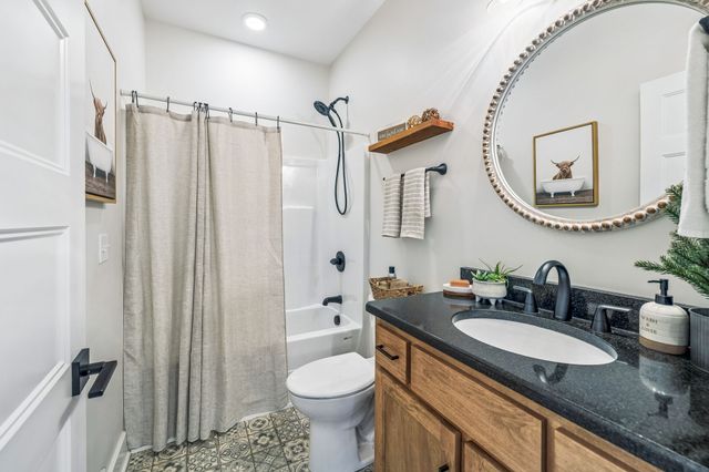 1869 Taurus Farm Rd, Lafayette, TN 37083