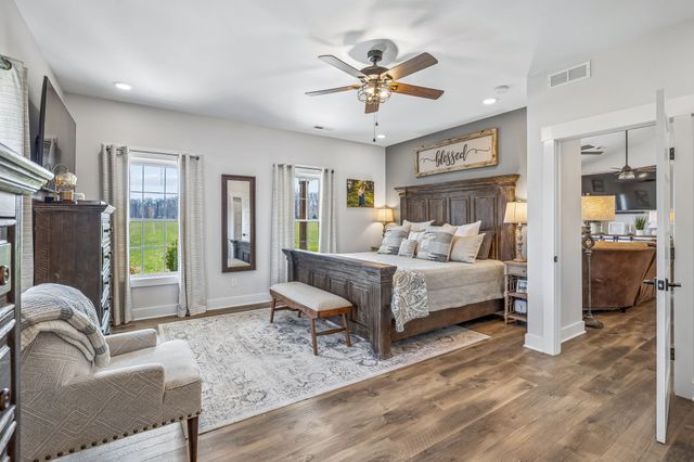 1869 Taurus Farm Rd, Lafayette, TN 37083