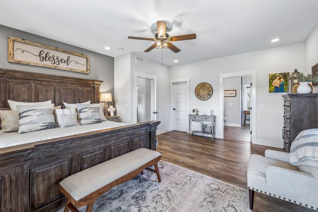 1869 Taurus Farm Rd, Lafayette, TN 37083