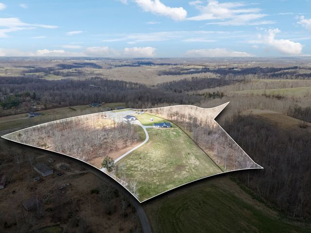 1869 Taurus Farm Rd, Lafayette, TN 37083