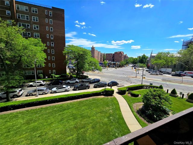 11011 Queens Boulevard 3M, Forest Hills, NY 11375