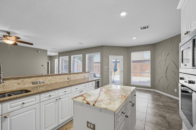 17912 Benchmark Drive, Dallas, TX 75252