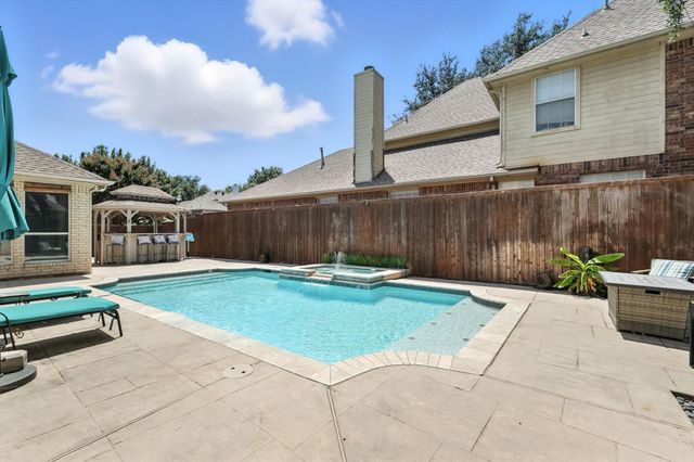 17912 Benchmark Drive, Dallas, TX 75252