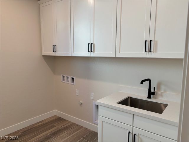 8836 Spencer Garrett Street, Las Vegas, NV 89113