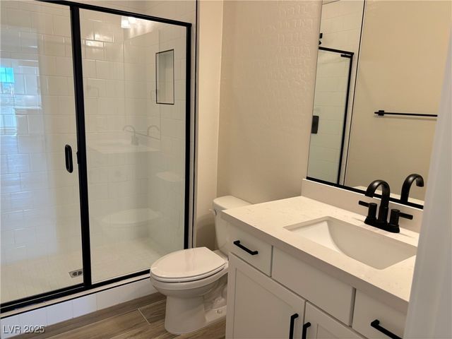 8836 Spencer Garrett Street, Las Vegas, NV 89113