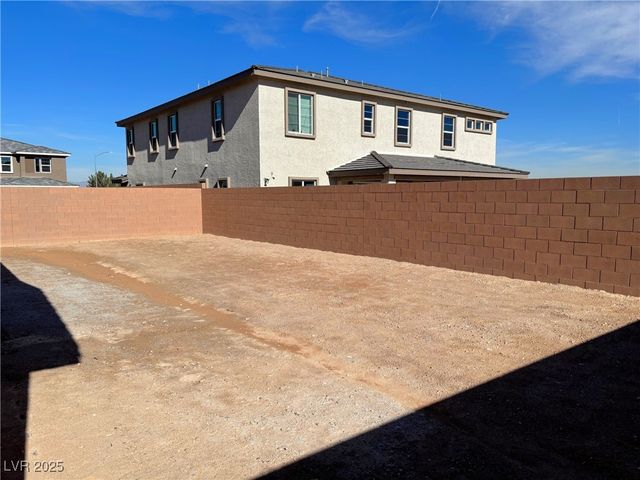 8836 Spencer Garrett Street, Las Vegas, NV 89113