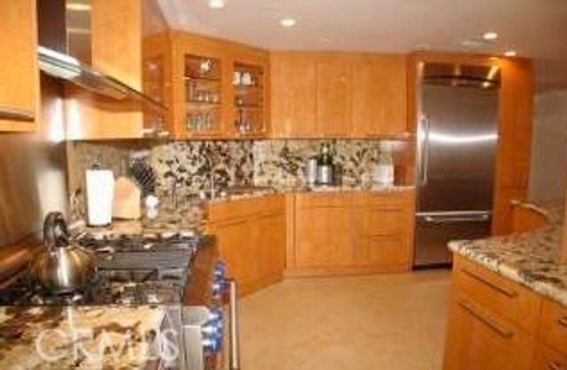 4310 Cahuenga Boulevard 103, Toluca Lake, CA 91602