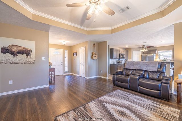 7374 Harris Lane, Bryan, TX 77808