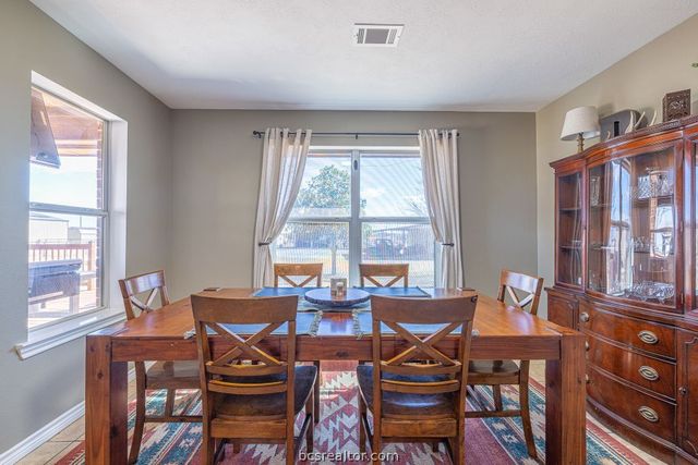 7374 Harris Lane, Bryan, TX 77808