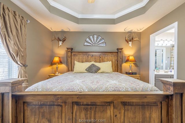 7374 Harris Lane, Bryan, TX 77808