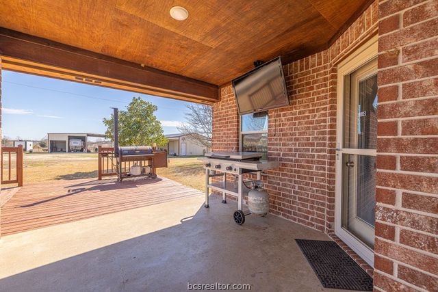 7374 Harris Lane, Bryan, TX 77808