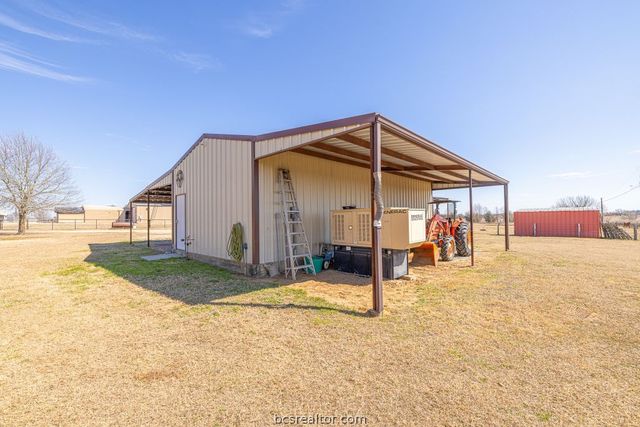7374 Harris Lane, Bryan, TX 77808