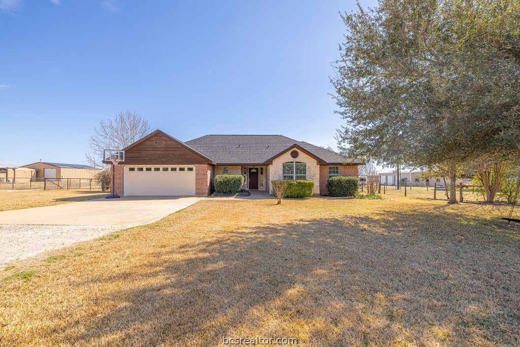 7374 Harris Lane, Bryan, TX 77808 — photo 2