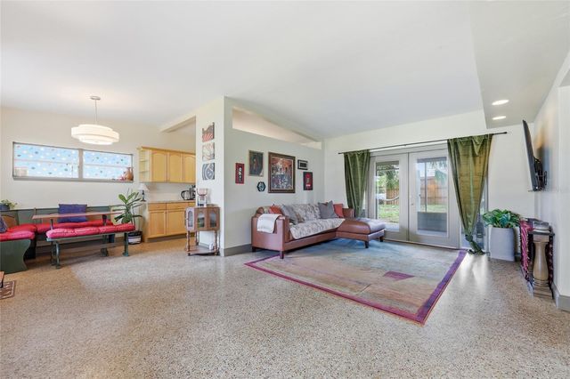 712 MALONE DRIVE, Orlando, FL 32810