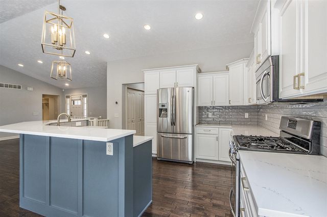 12031 Sandstone Drive, Wayland, MI 49348