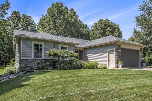 12031 Sandstone Drive, Wayland, MI 49348