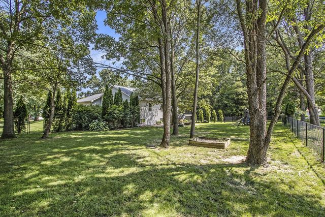 12031 Sandstone Drive, Wayland, MI 49348