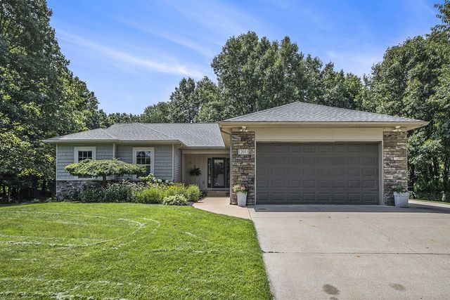 12031 Sandstone Drive, Wayland, MI 49348