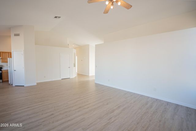 7123 N 82nd Lane, Glendale, AZ 85303