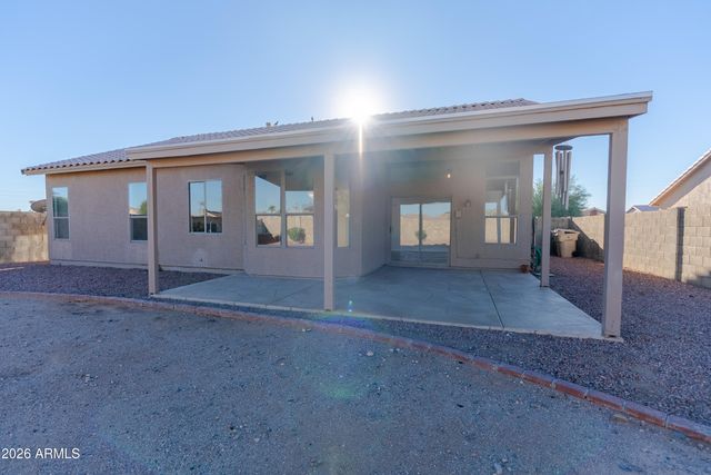 7123 N 82nd Lane, Glendale, AZ 85303