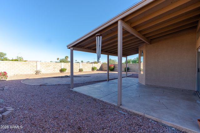 7123 N 82nd Lane, Glendale, AZ 85303