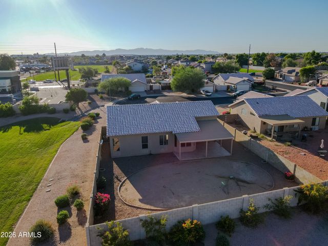 7123 N 82nd Lane, Glendale, AZ 85303