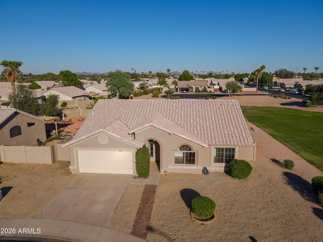 7123 N 82nd Lane, Glendale, AZ 85303