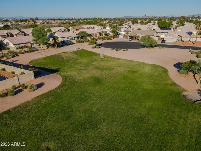 7123 N 82nd Lane, Glendale, AZ 85303