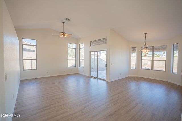 7123 N 82nd Lane, Glendale, AZ 85303