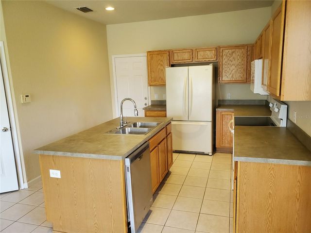 5584 SW 39TH STREET, Ocala, FL 34474