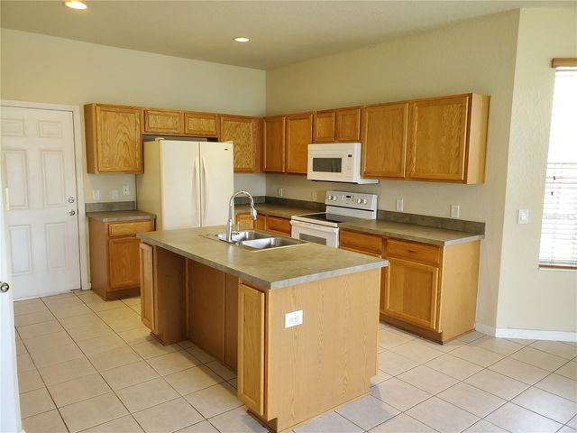 5584 SW 39TH STREET, Ocala, FL 34474