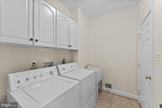 6401 NOBLE ROCK CT, Clifton, VA 20124